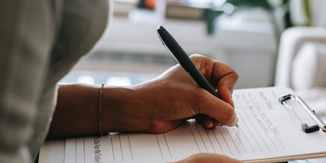 note taking EMDR specialty anxiety trauma grief therapist in Raleigh Cary Durham North Carolina